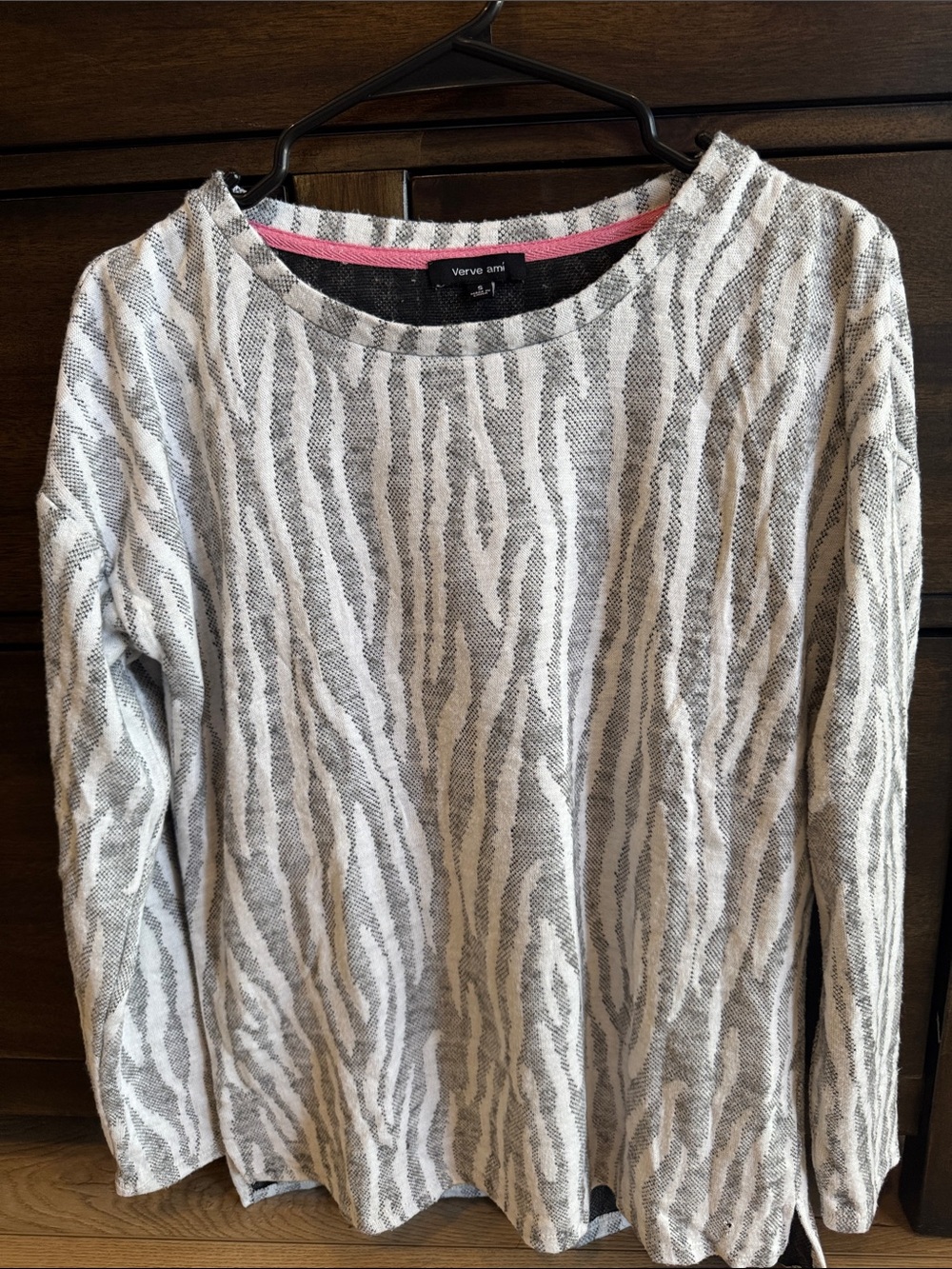 Verve Ami White and Gray Zebra Print Long Sleeve Top